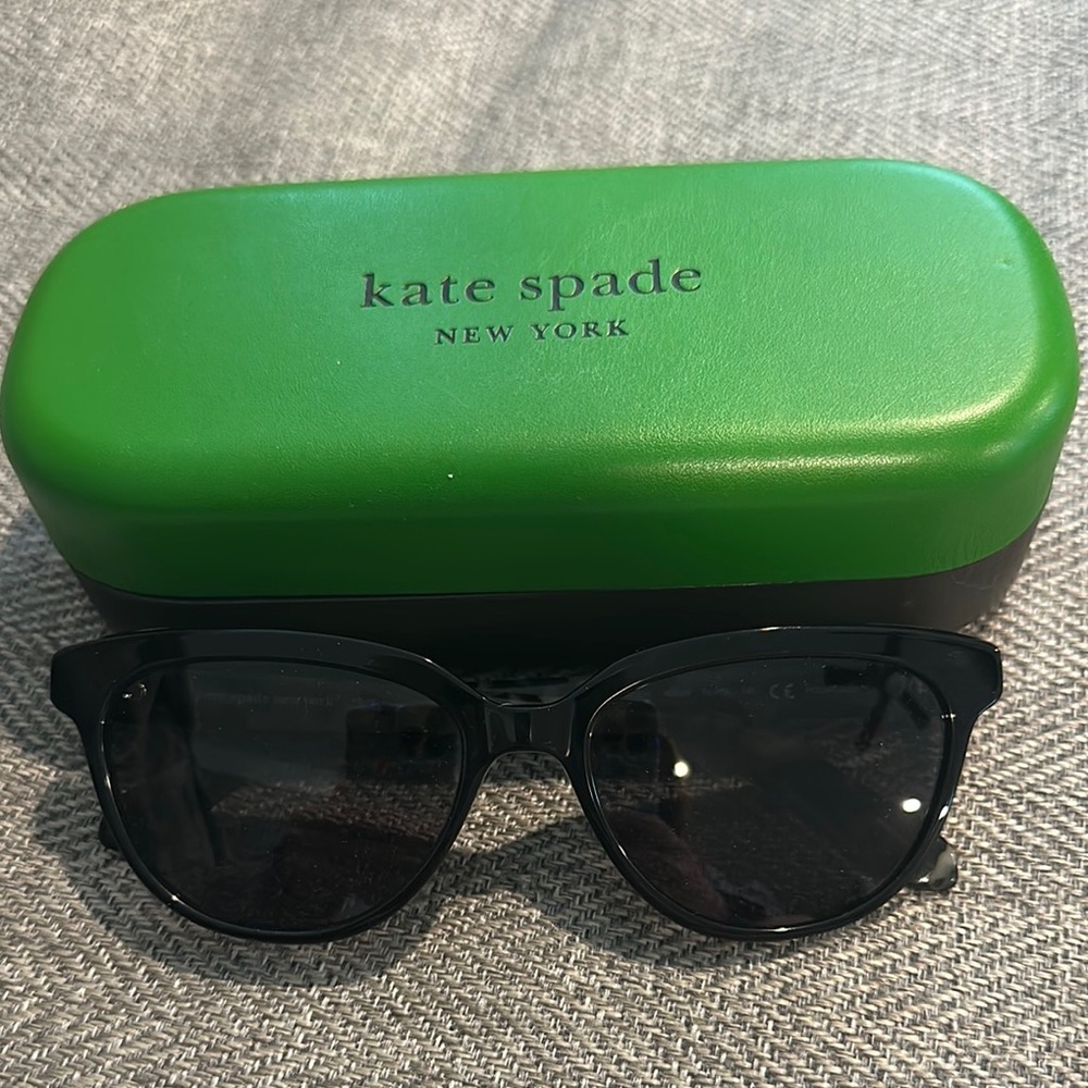 NEW Kate Spade Cat Eye Sunglasses